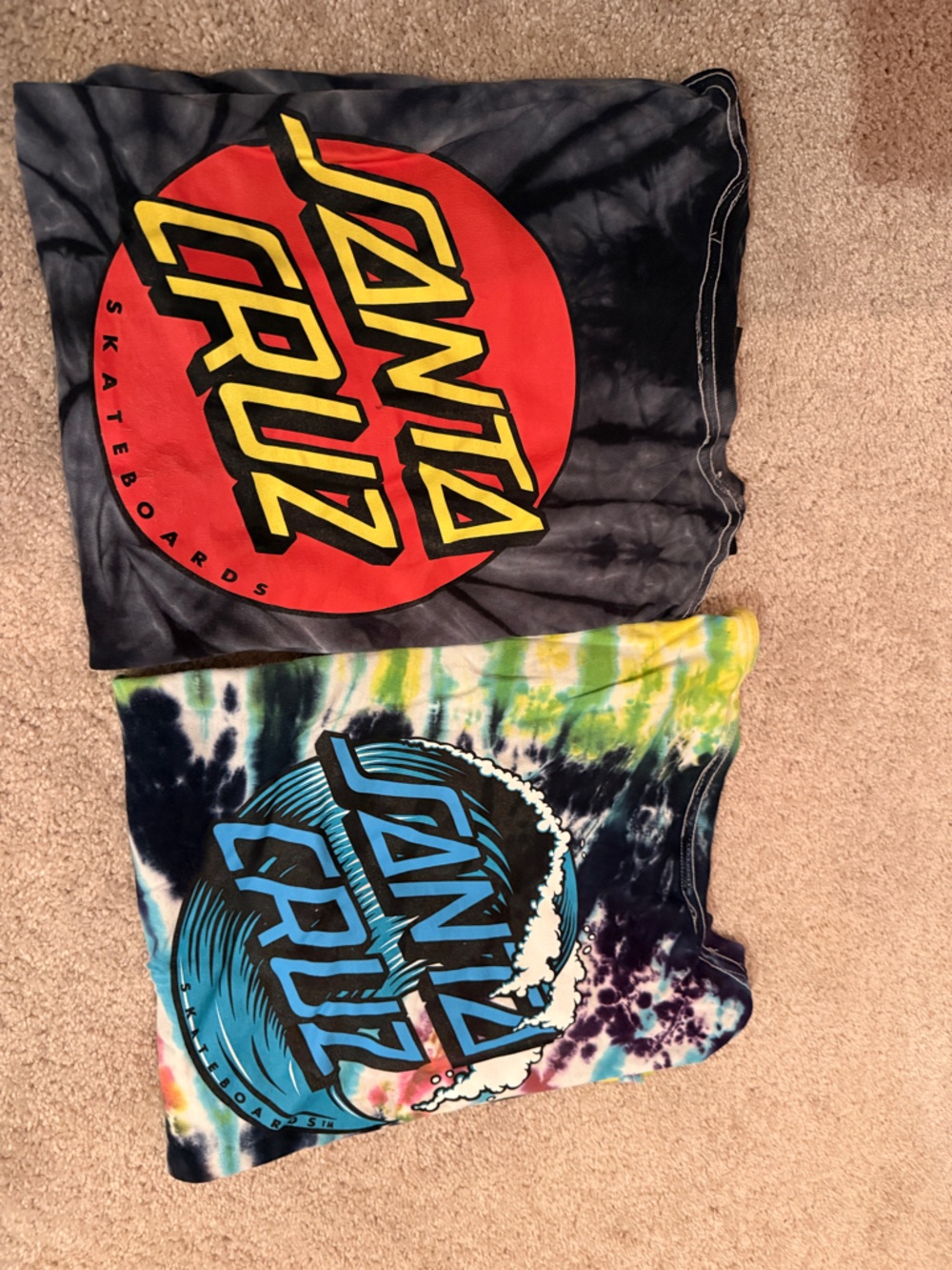 Santa Cruz Black tie dyed Tag Tee